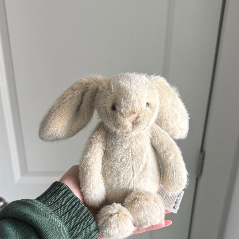 BNWT Wheat Fluffet Jellycat